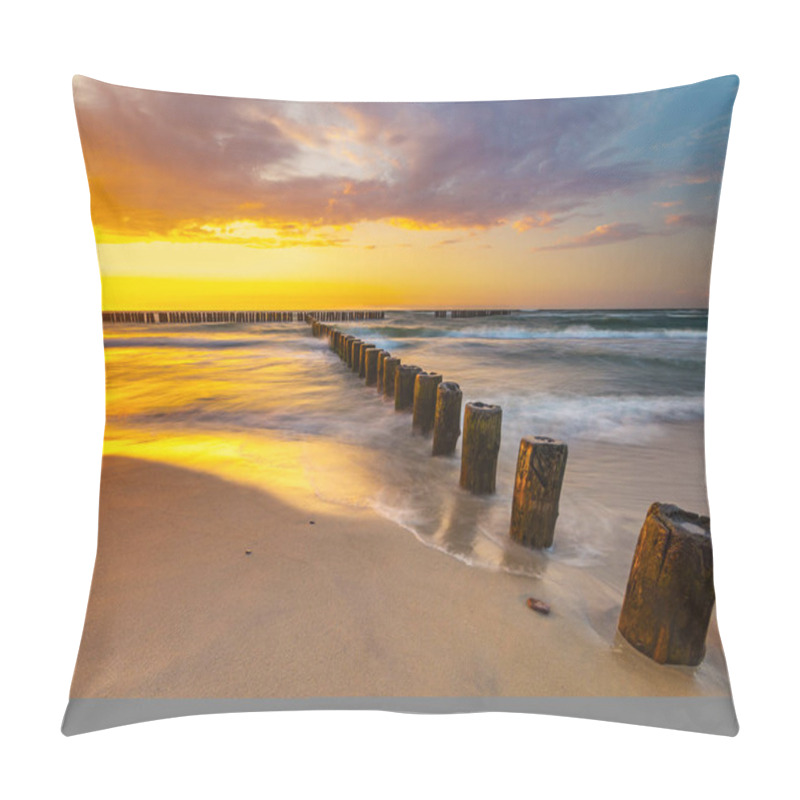 Personality  Beautiful Evening Sky Over The Sea And The Beach At Sunset Pillow Covers