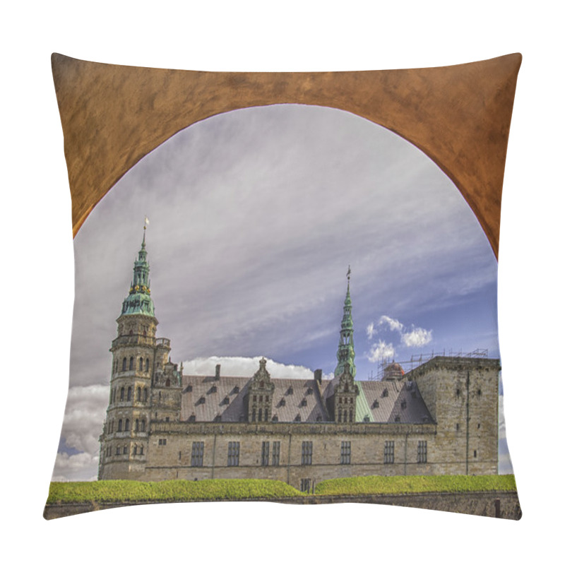 Personality  Kronborg Castle Through Arch Pillow Covers