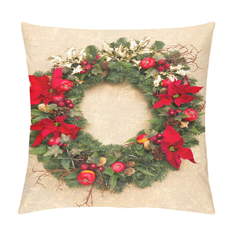 Personality  Christmas Wreath With Red Poinsettia Flowers Pillow Covers