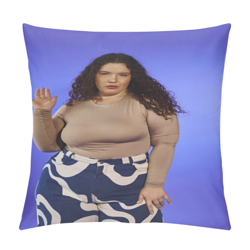 Personality  The Confident Woman Stands With Her Hand Raised, Showcasing Her Unique Style And Charm. Pillow Covers