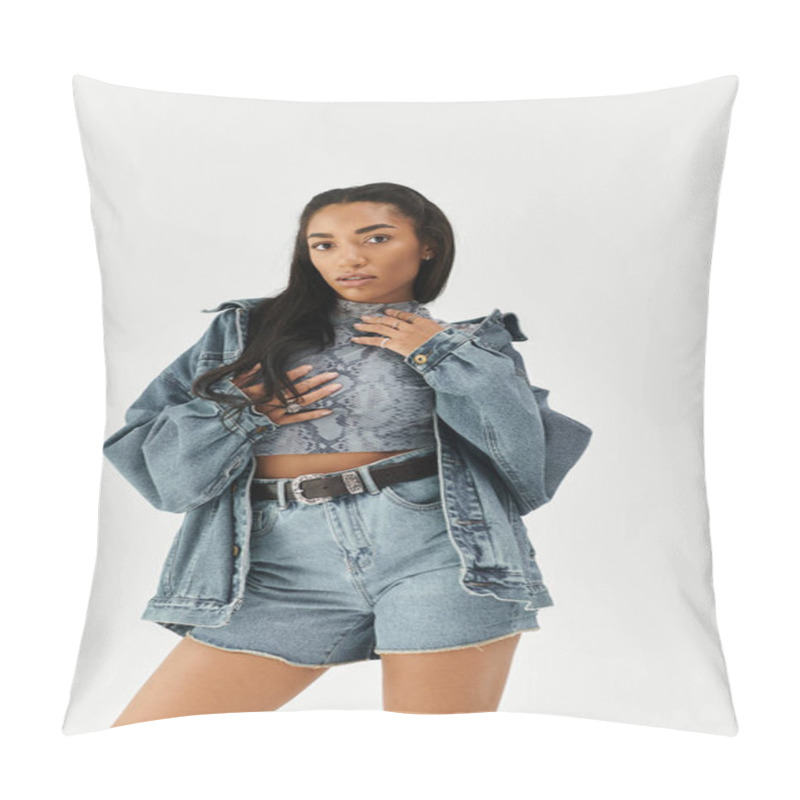 Personality  A Young Woman Showcases Her Fashion Sense With Denim And Cowboy Boots, Exuding Confidence. Pillow Covers