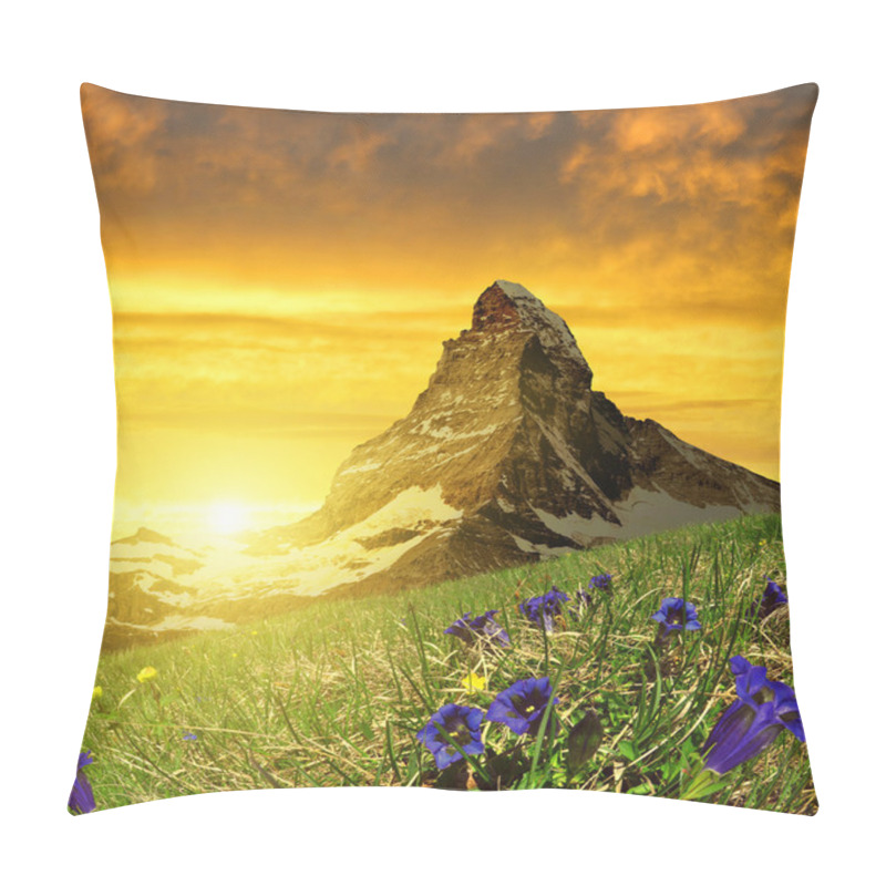 Personality  Beautiful Mountain Matterhorn Pillow Covers