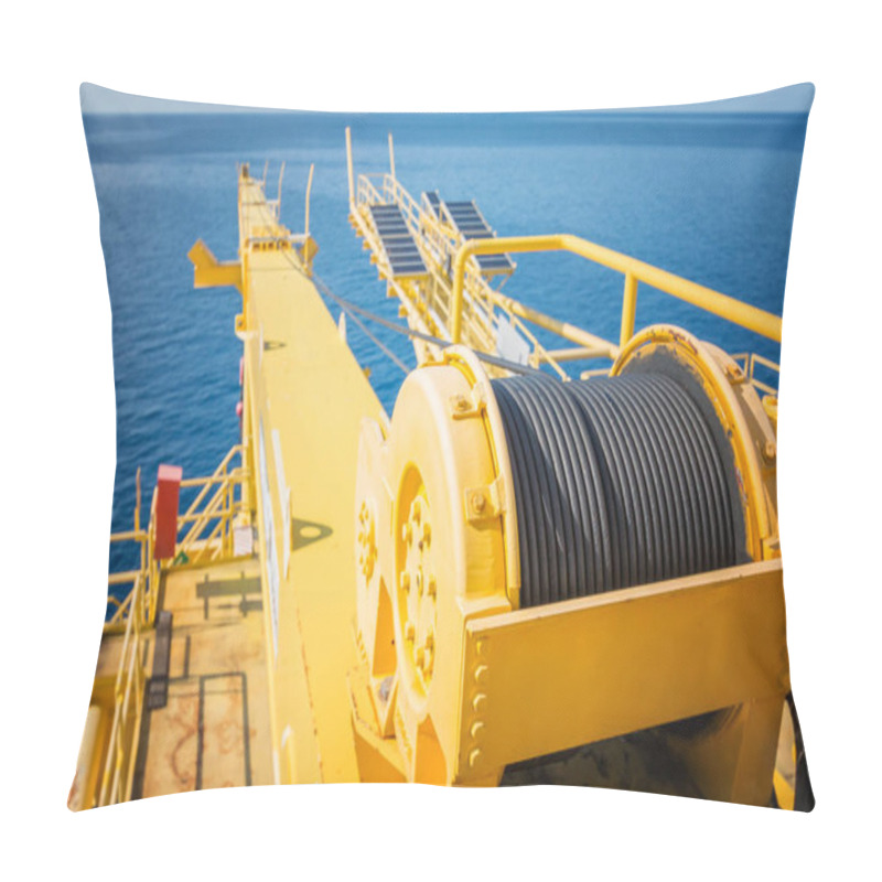 Personality  Crane Offshore Pedestal Crane  Pillow Covers