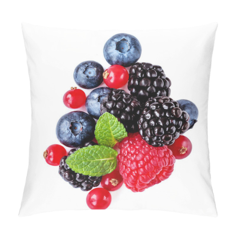 Personality  Isolated Mixed Berries. Raspberry, Blueberry,  Cranberry, Blackberry And Mint Leaves On White Background. Top View Pillow Covers