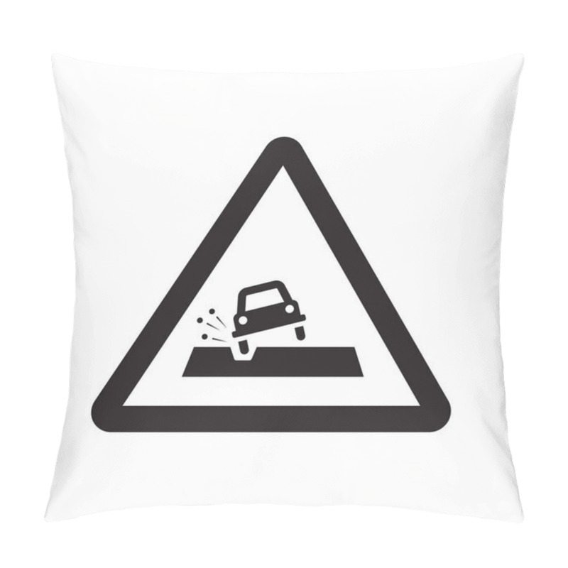 Personality  Pothole Sign Icon. Trendy Pothole Sign Logo Concept On White Background From Traffic Signs Collection. Suitable For Use On Web Apps, Mobile Apps And Print Media. Pillow Covers