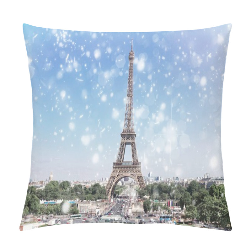 Personality  Eiffel Tower And Paris Cityscape Pillow Covers