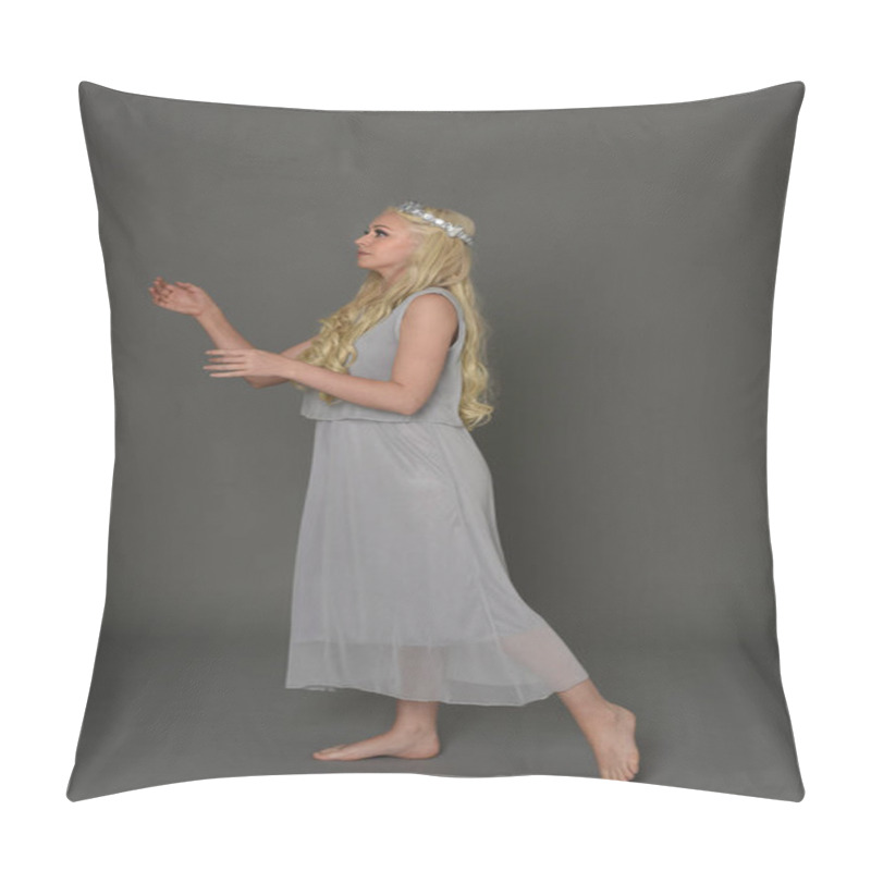 Personality  Full Length Portrait Of Blonde Girl Wearing Crow And Grey Dress, Standing Pose In Side Profile.  Grey Studio Background. Pillow Covers