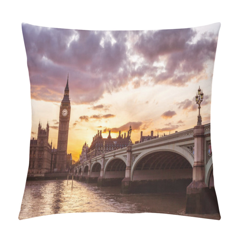 Personality  Big Ben Clock Tower And River Thames, London, United Kingdom Pillow Covers