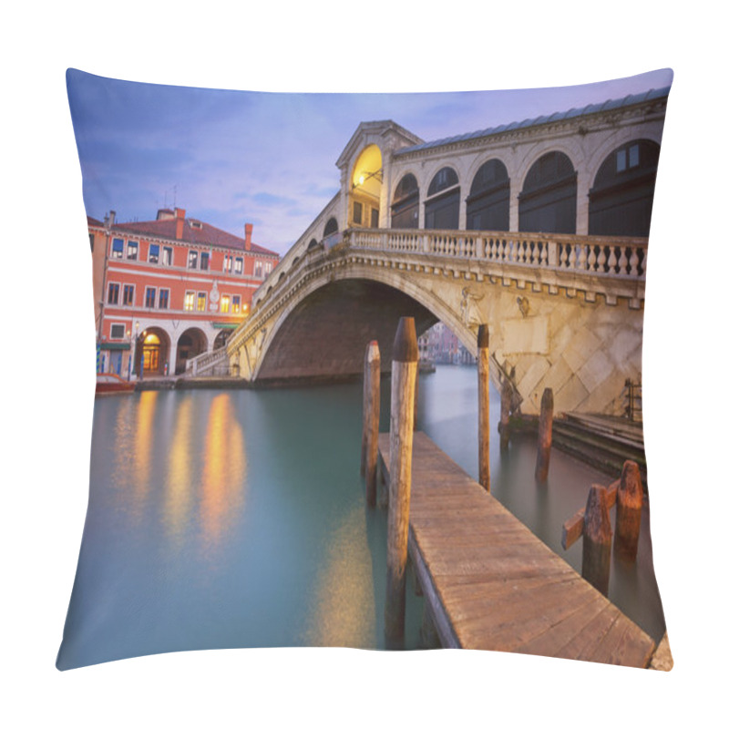 Personality  Venice. Pillow Covers