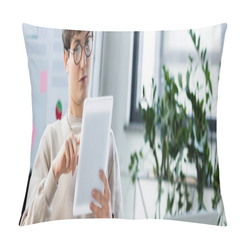 Personality  Businessman In Earphones And Eyeglasses Using Digital Tablet In Office, Banner  Pillow Covers