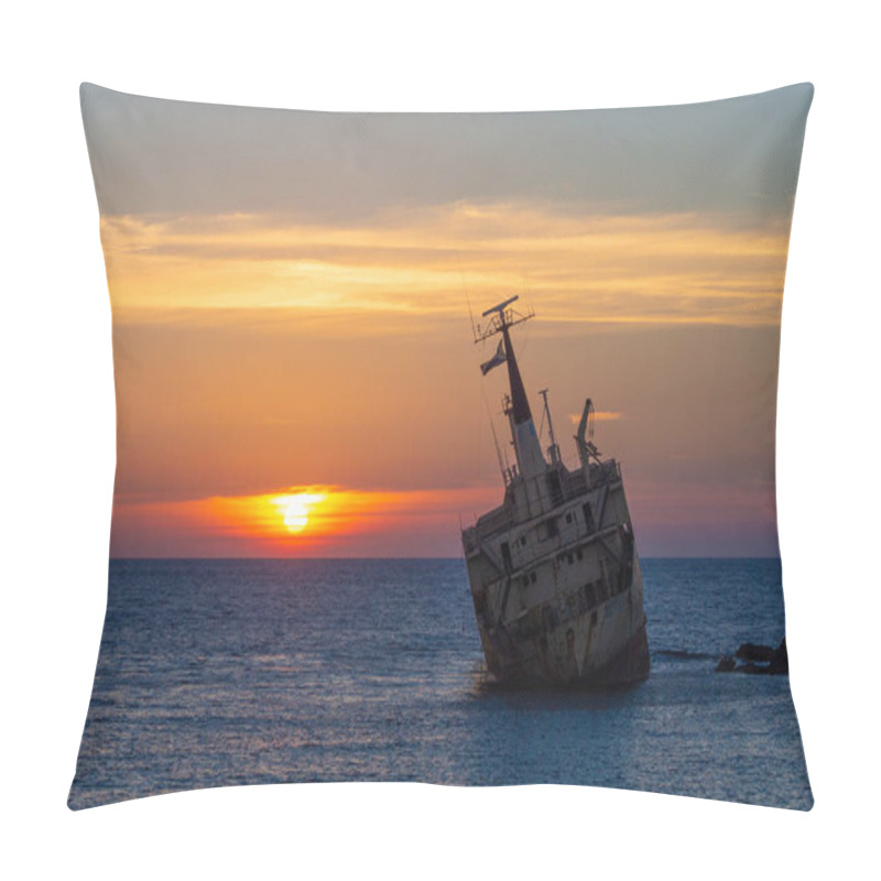 Personality  Picture Ship Wreck In The Sea With Sunset At The Background Pillow Covers