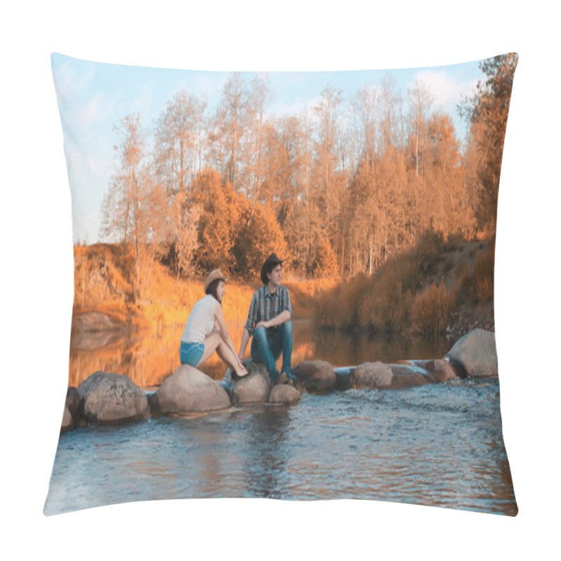 Personality  Couple Of A Young Man And A Girl Are Walking In The Autumn Park Pillow Covers