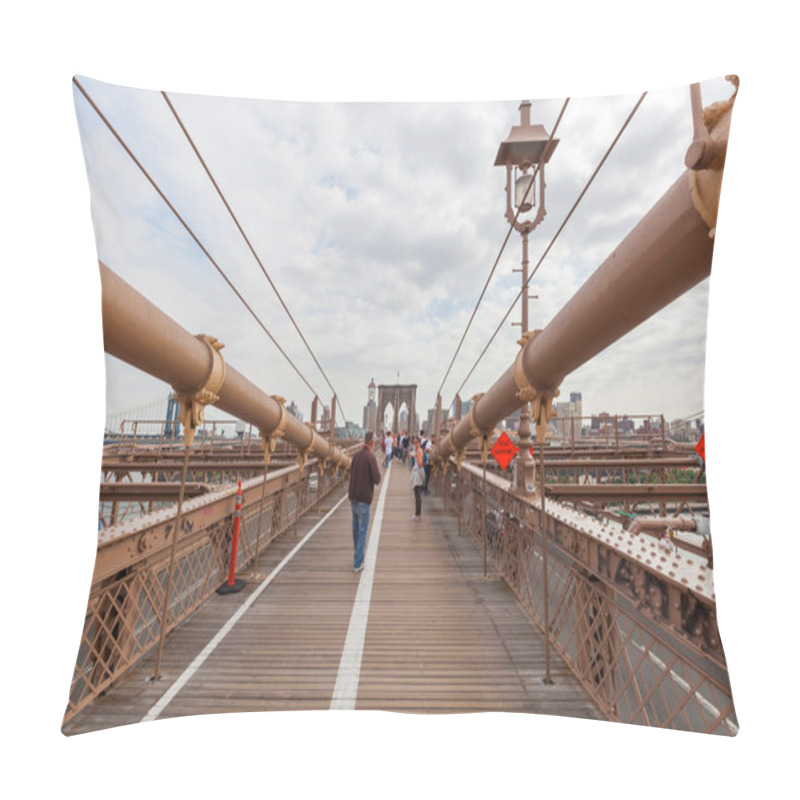 Personality  Brooklyn Bridge In New York City Pillow Covers