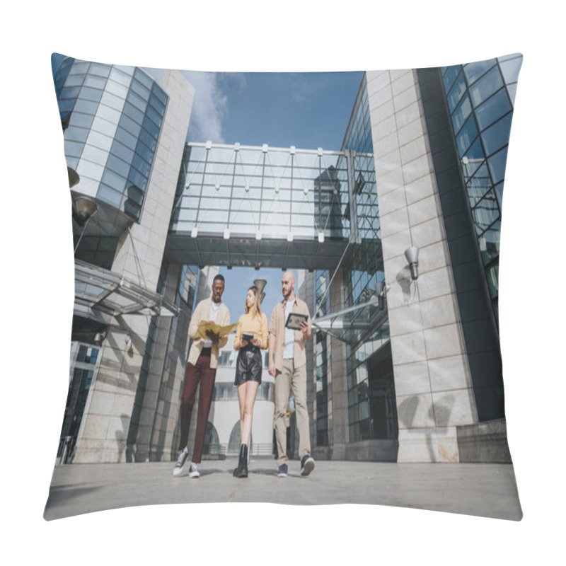 Personality  Stylish Businesspeople Collaborating Outdoors In Urban City For Business Expansion And Growth Hacking Pillow Covers