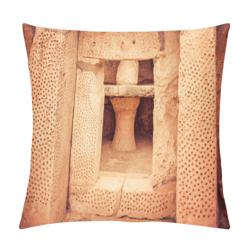 Personality  Megalitic Temple Complex  - Hagar Qim - Archaeological Exacavations In Malta Pillow Covers