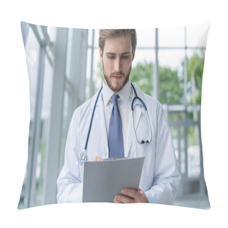 Personality  Male Doctor Standing With Folder In Hospital. Pillow Covers