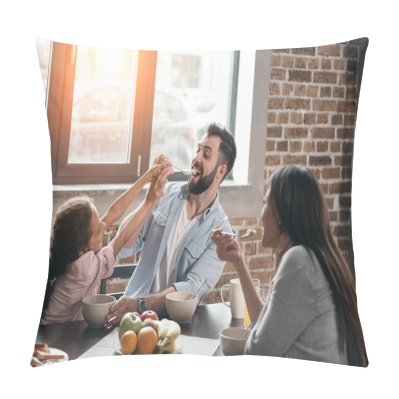 Personality  Girl Feeding Father With Porridge Pillow Covers