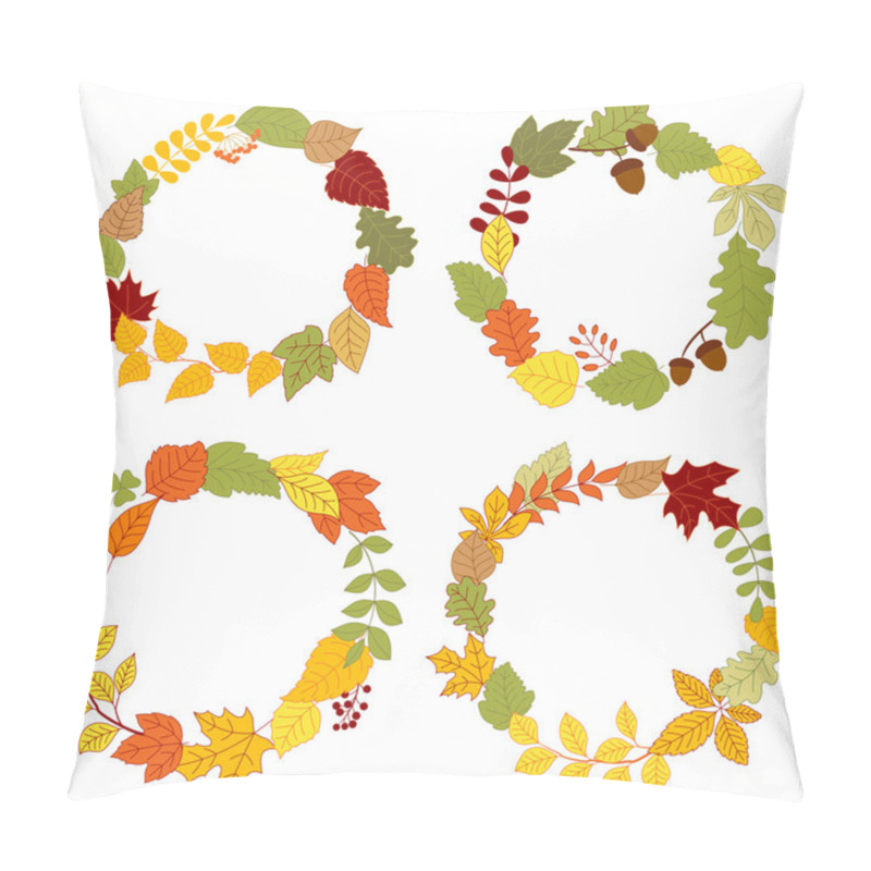 Personality  Autumn Leaves Wreaths With Acorns And Berries Pillow Covers