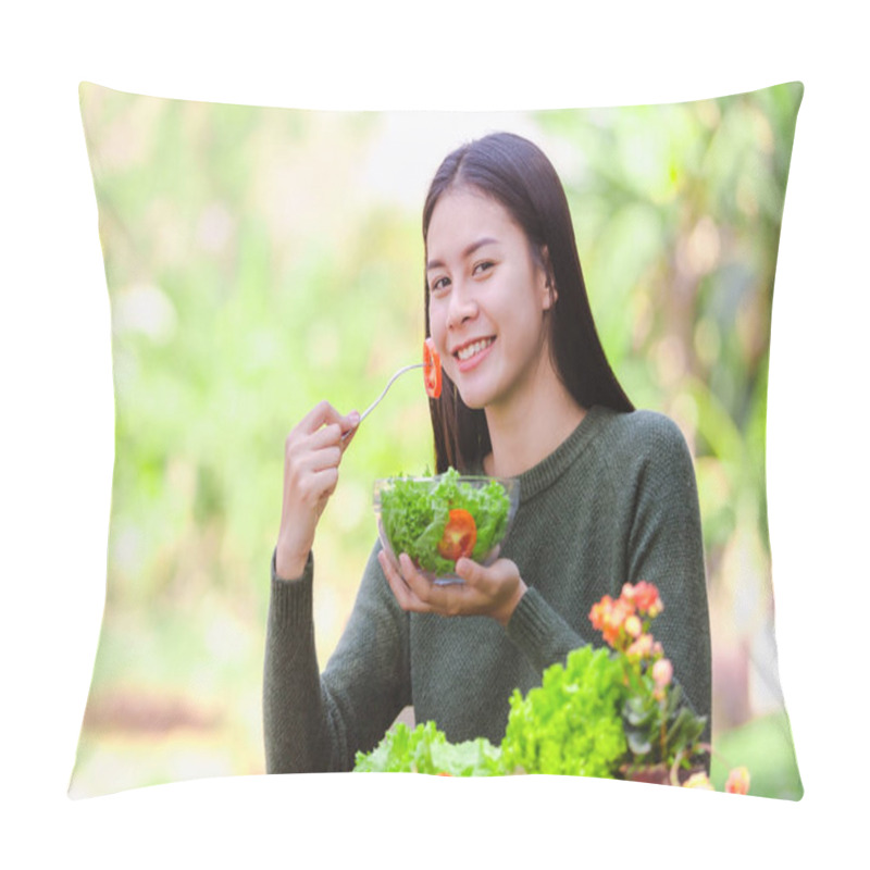 Personality  Asian Beautiful Young Girl Eating Salad Vegetable Pillow Covers