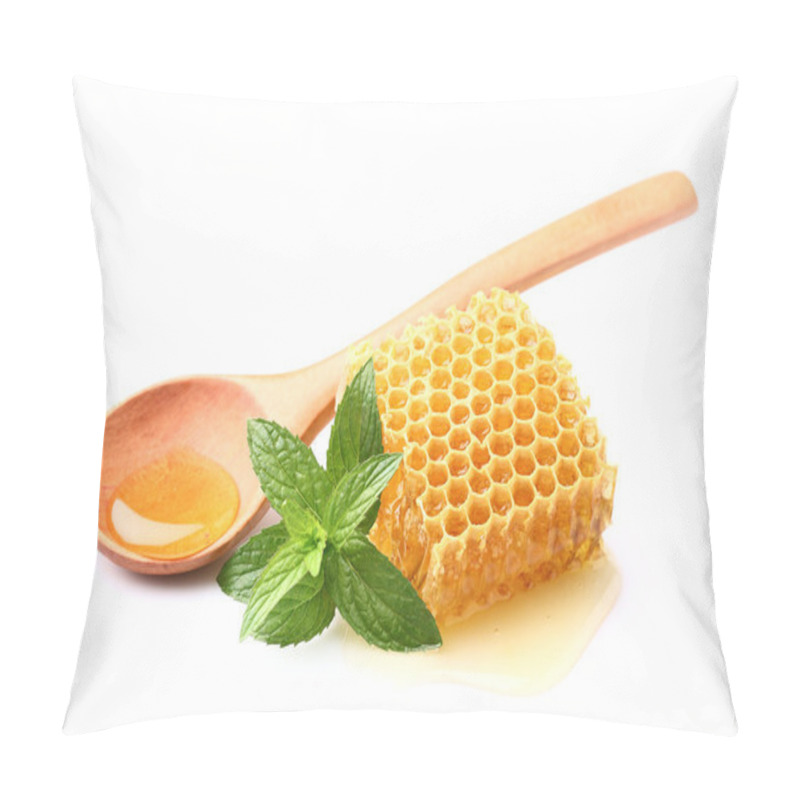 Personality  Honeycomb With Mint Pillow Covers