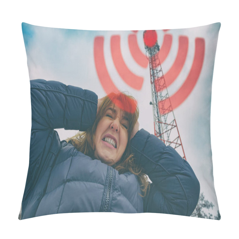 Personality  Woman Is Holding Her Head Near The 5G BTS Pillow Covers