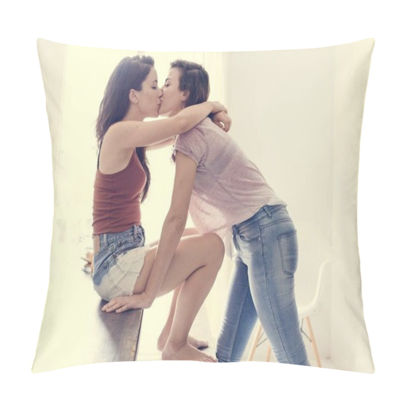 Personality  Lesbian Couple Kissing Pillow Covers