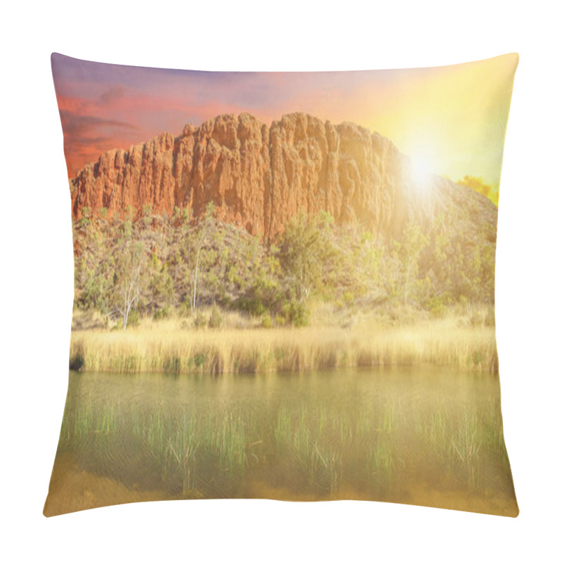 Personality  Glen Helen Gorge At Sunset Pillow Covers