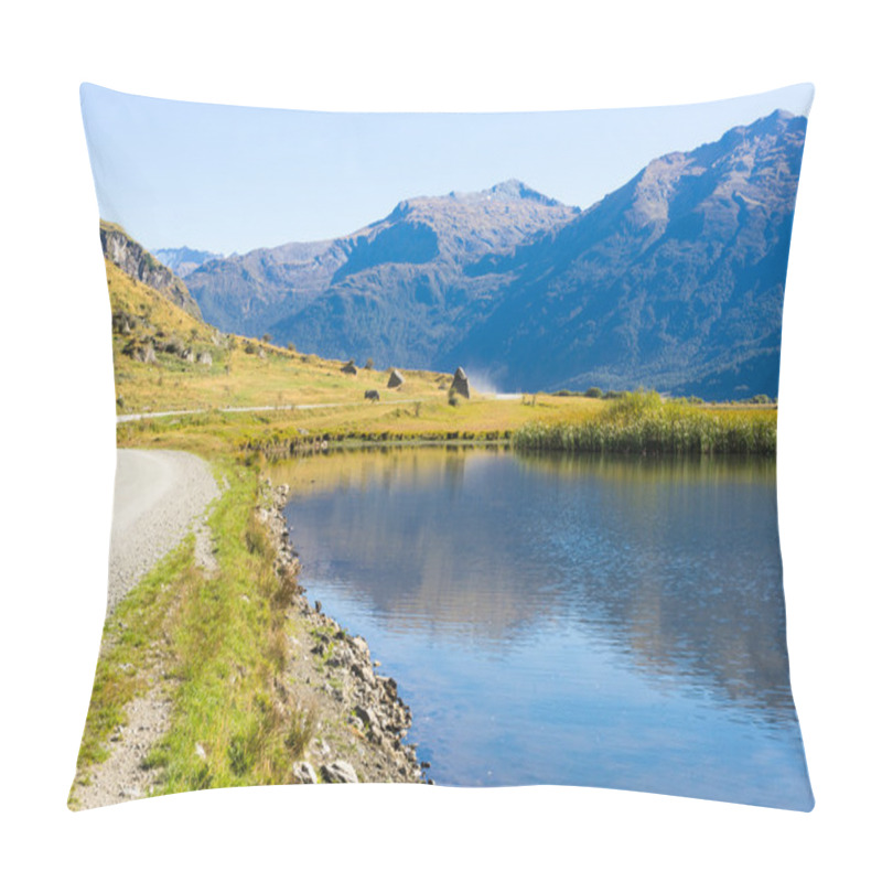 Personality  New Zealand Alps And Lake Pillow Covers