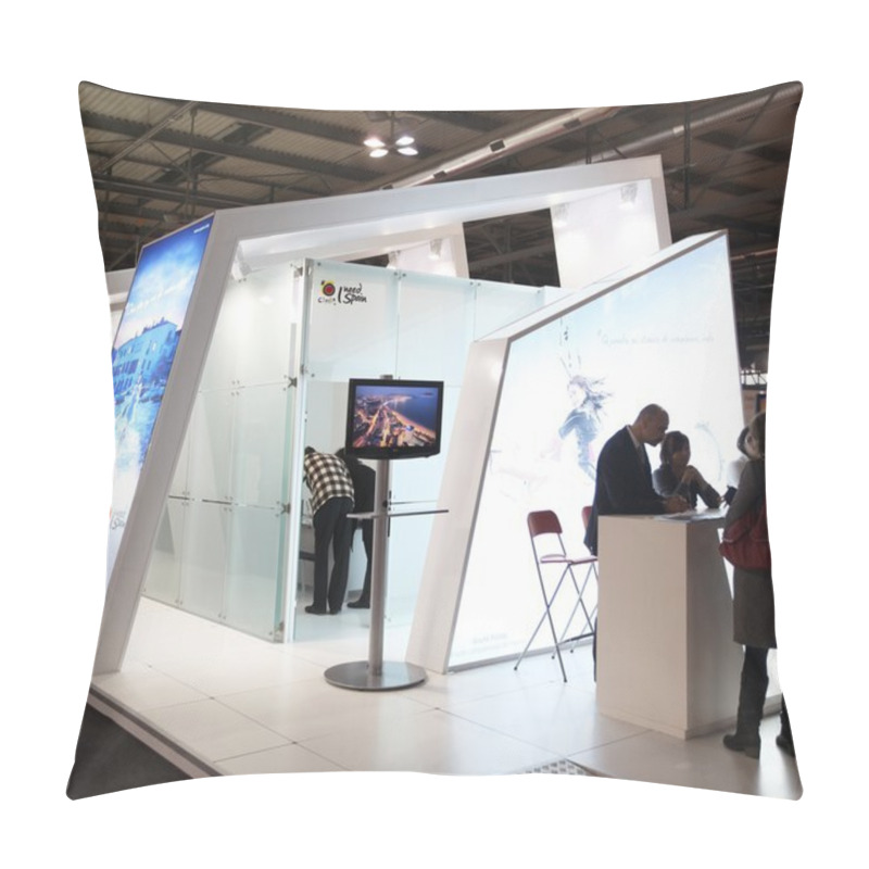 Personality  International Tourism Exchange Exhibition Pillow Covers