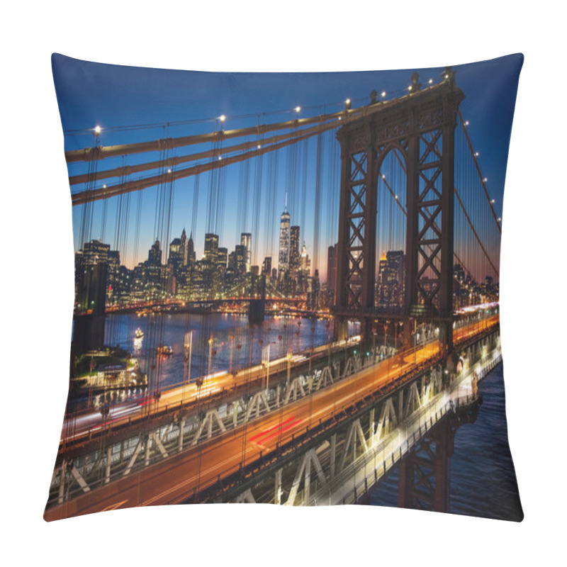 Personality  New York City - Beautiful Sunset Over Manhattan With Manhattan And Brooklyn Bridge Pillow Covers