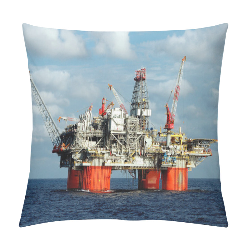 Personality  Big Oil Platform Pillow Covers