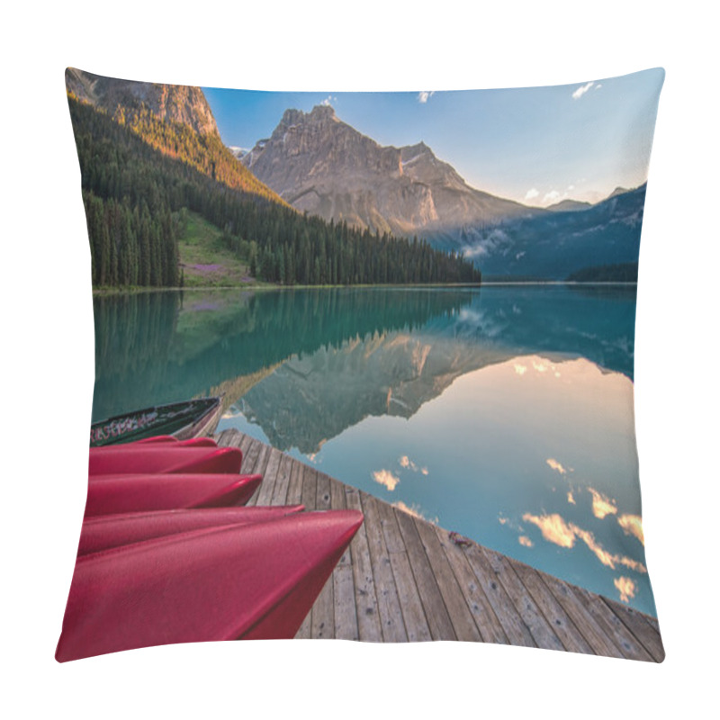 Personality  Canoe Dock With Mountain Reflection Pillow Covers