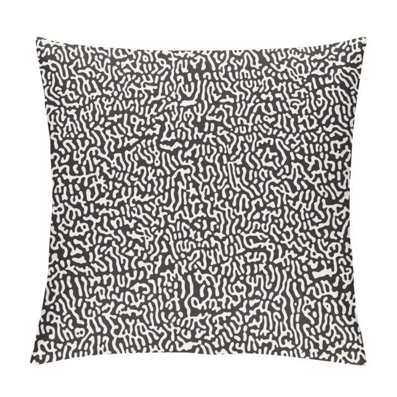 Personality  Vector Seamless Grunge Pattern. Black And White Organic Shapes. Abstract Background Illustration Pillow Covers