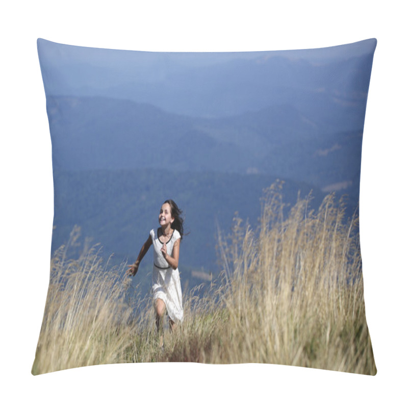 Personality  Girl In Mountain Valley Pillow Covers