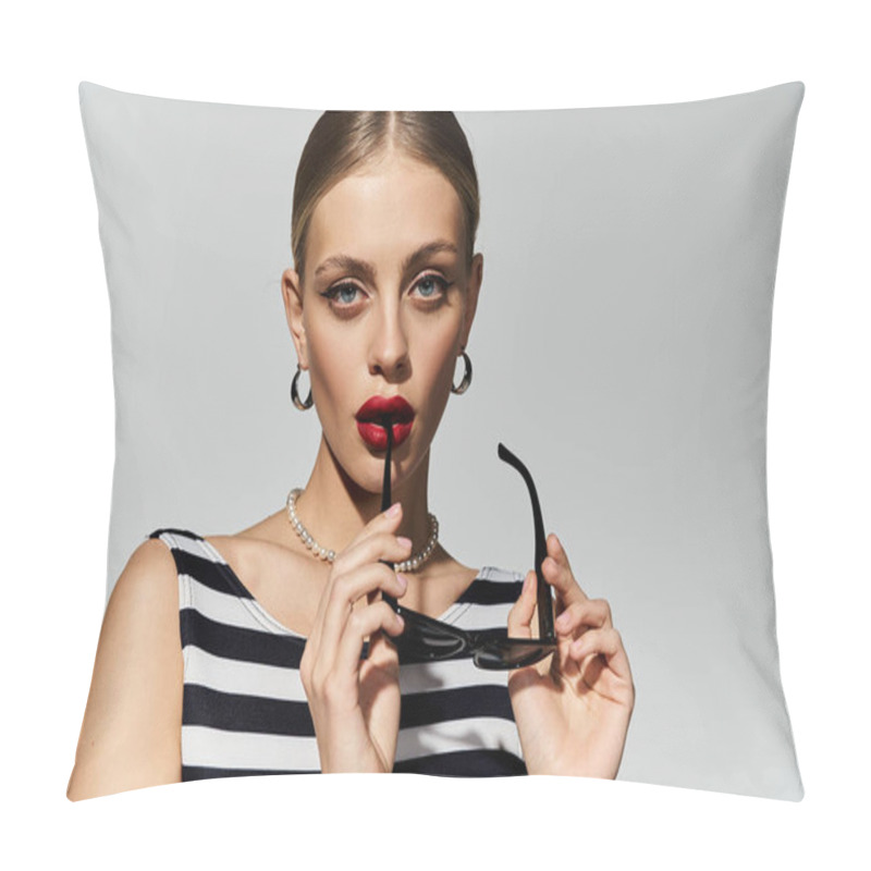 Personality  Woman In Black And White Striped Swimsuit With Glasses. Pillow Covers