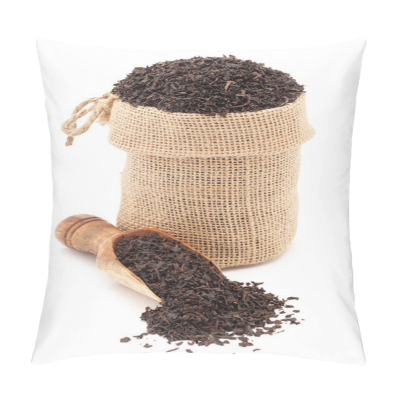 Personality  Close-up Of Dry Organic Black Darjeeling Tea Leaves, In A Jute Bag And On A Scoop, Isolated On A White Background. Pillow Covers