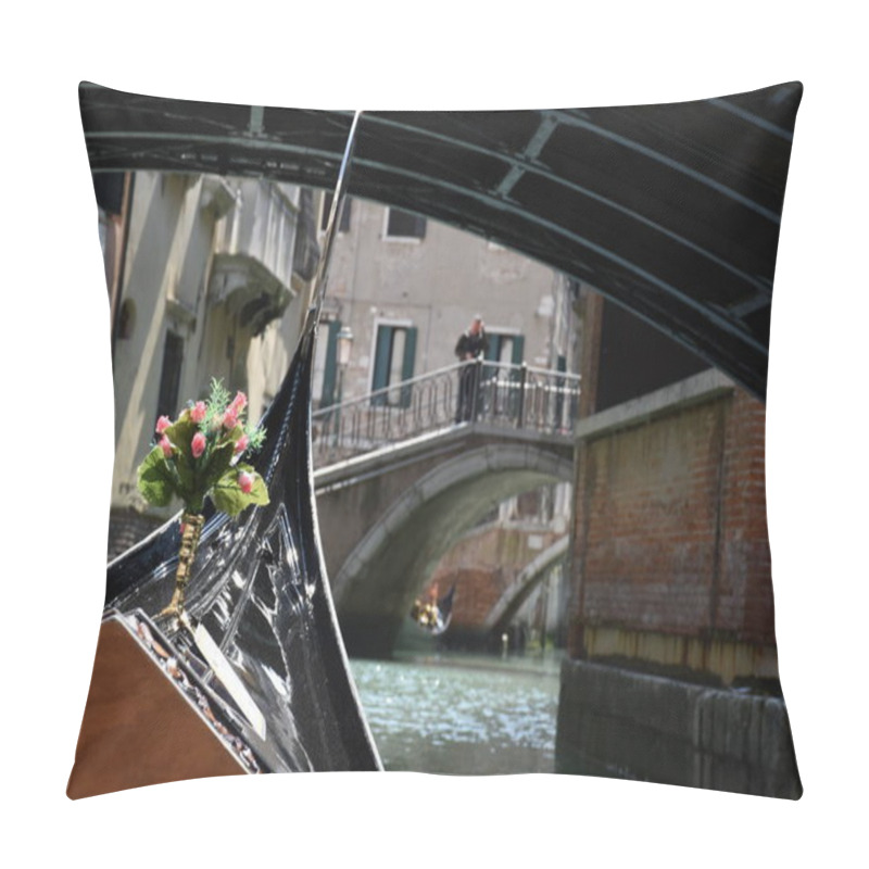 Personality  Venice, Italy, 04.19.2019: Private, Romantic Gondola Trip On The Grand Canal, Canal Grande And On Smaller Side Canals In Venice Which Is Built On 100+ Small Islands In A Lagoon In The Adriatic Sea Pillow Covers