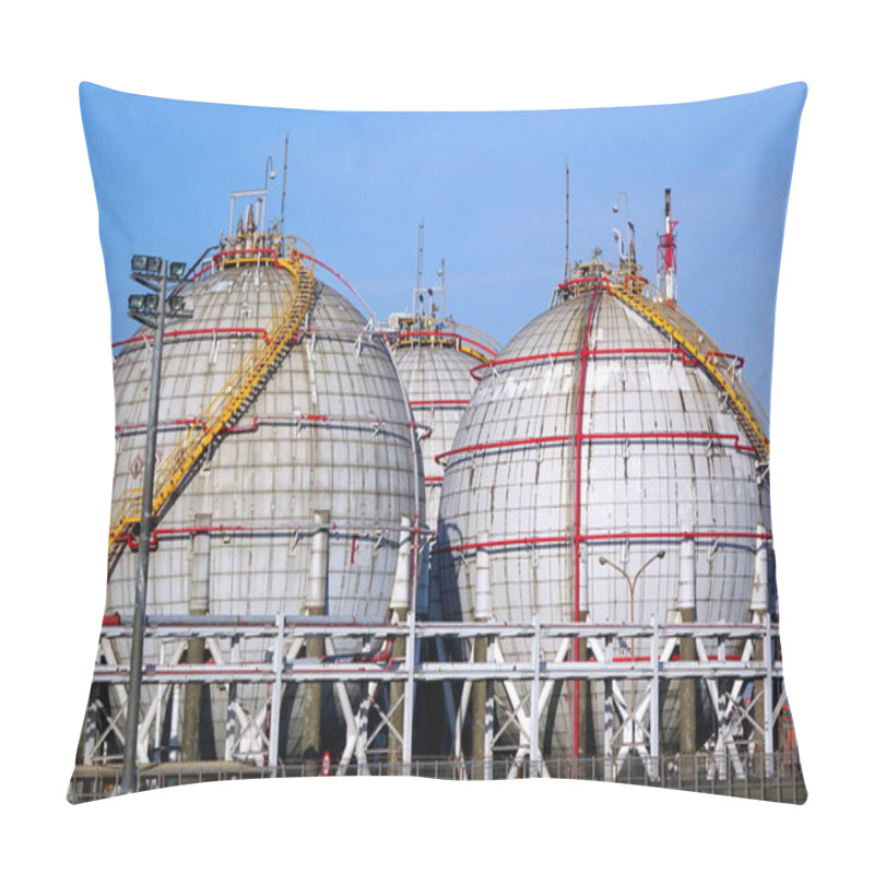 Personality  Large Spherical Fuel Storage Tanks With Fuel Pipes And Ladder Pillow Covers