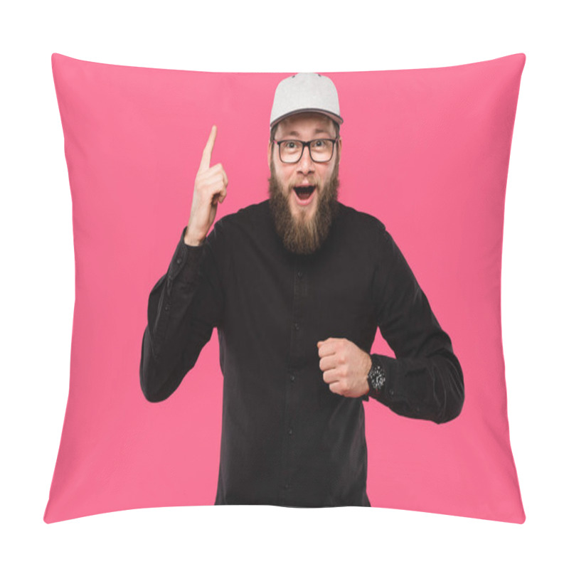 Personality  Excited Bearded Man In Eyeglasses And Cap Hat Doing Idea Gesture Isolated On Pink Pillow Covers