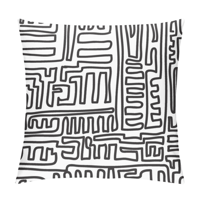 Personality  Maze Line Pattern Pillow Covers