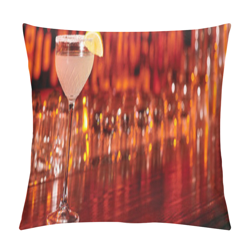 Personality  Refreshing Glass Of Cold Margarita With Slice Of Lime With Bar Backdrop, Concept, Banner Pillow Covers