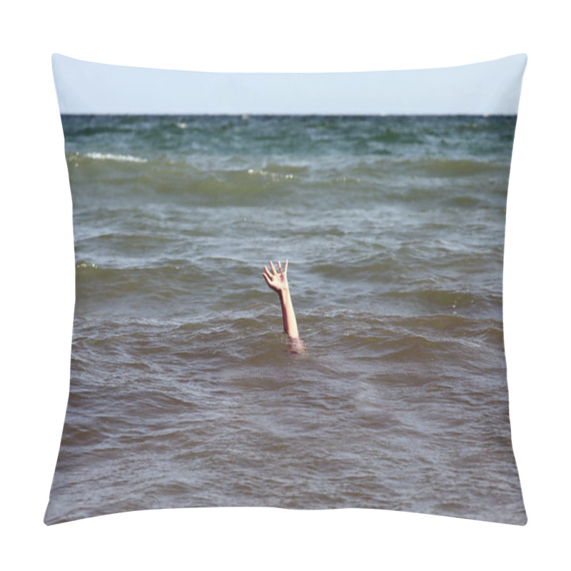 Personality  Person Asking For Help While Drowning In The Sea Pillow Covers