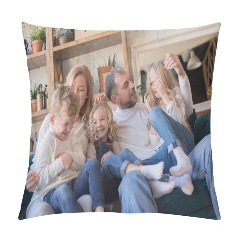 Personality  Happy Family Is Sitting On The Sofa And Having Fun. Pillow Covers