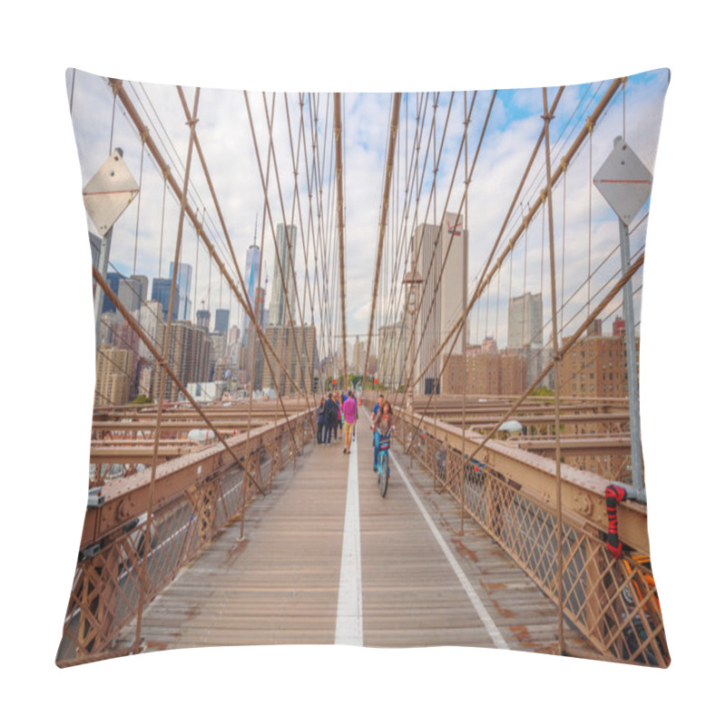 Personality  Brooklyn Bridge In New York City Pillow Covers