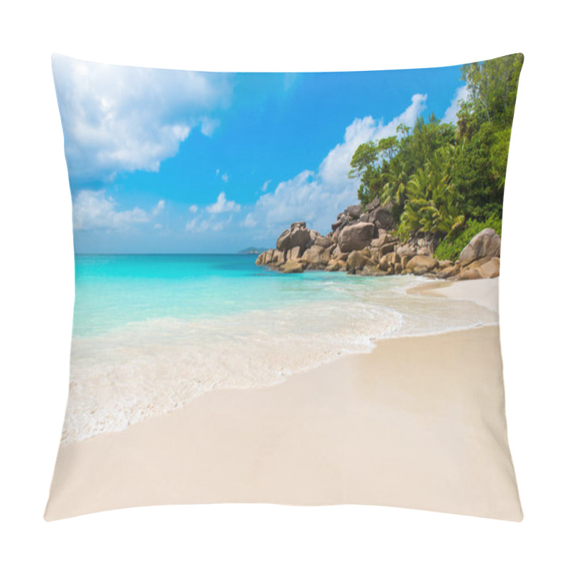 Personality  Paradise Beach - Anse Georgette At Praslin, Seychelles Pillow Covers