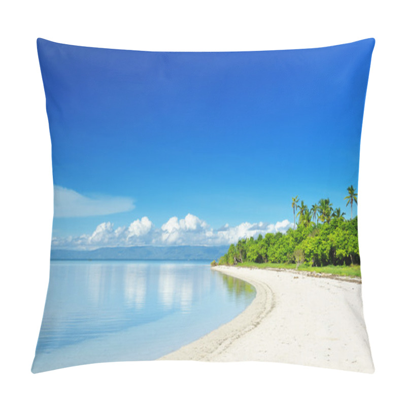 Personality  Uninhabited Island Pillow Covers