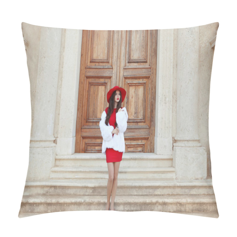 Personality  Elegant Lady. Fashion Woman In Red Hat And Dress Wearing In Whit Pillow Covers