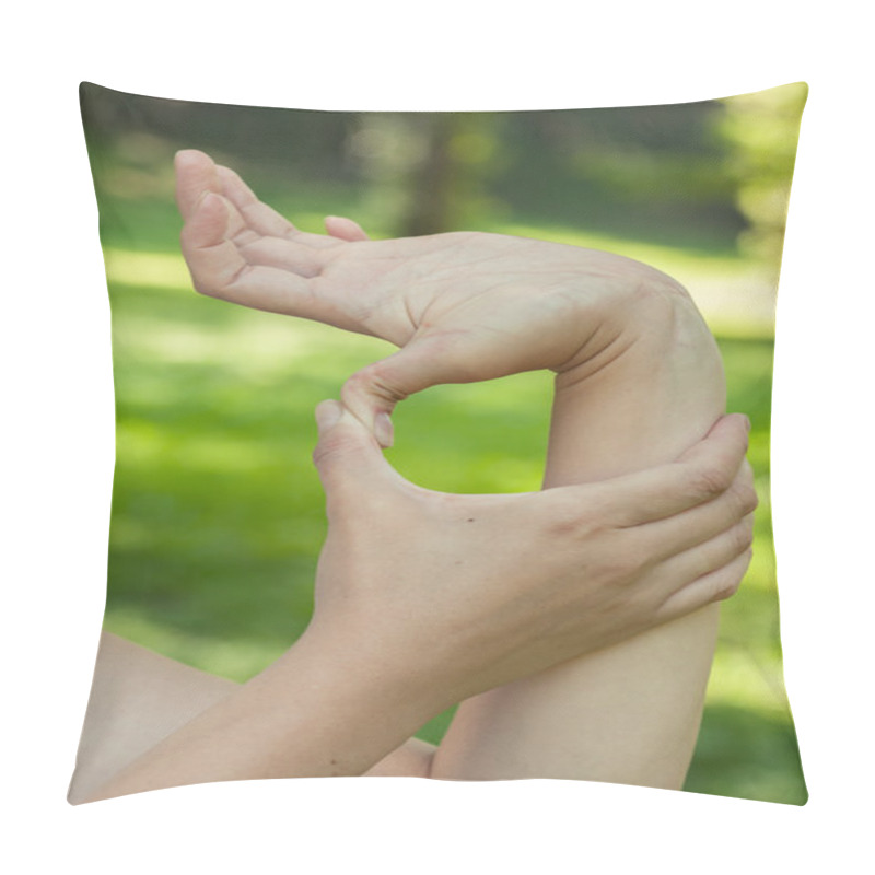 Personality  Genetic Disorder Of Connective Tissue Pillow Covers