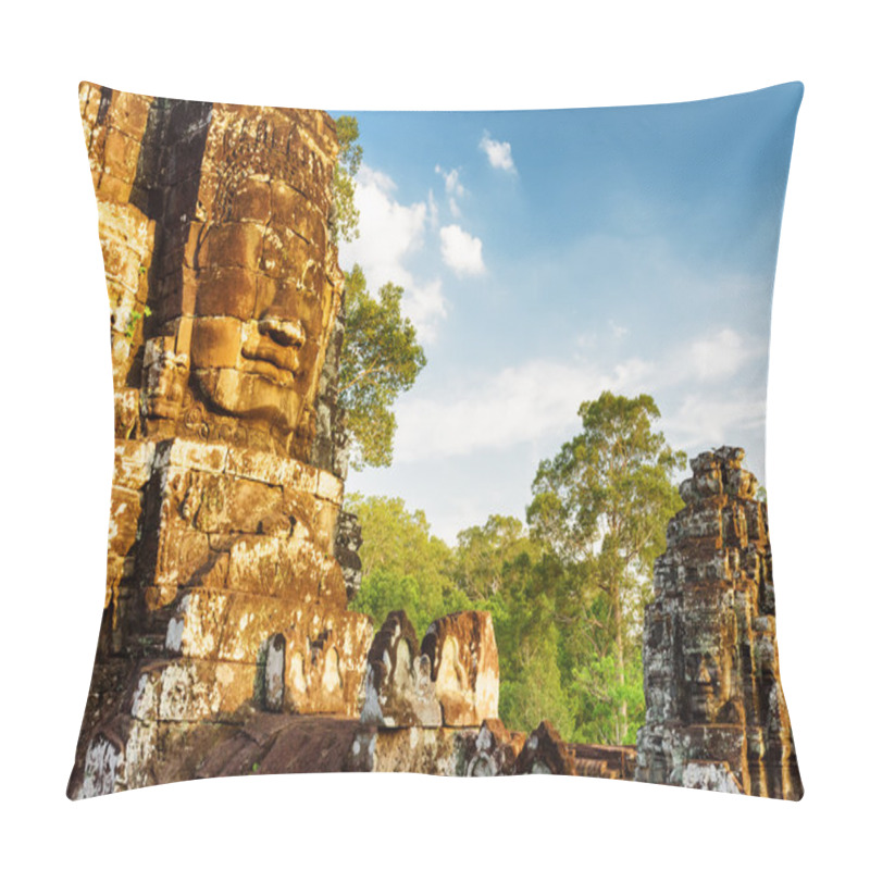 Personality  Ancient Giant Stone Face Of Bayon In Angkor Thom, Cambodia Pillow Covers