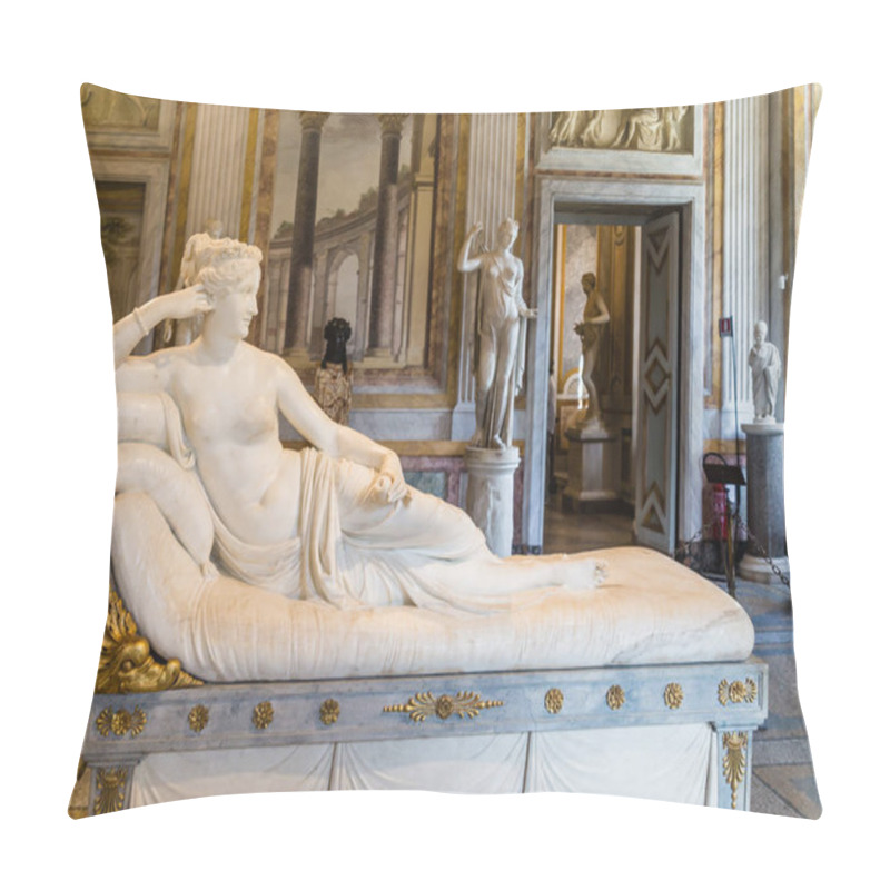 Personality  Magnificent Sculpture Of Pauline Bonaparte Masterpiece Pillow Covers